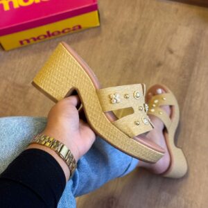 Tamanco Moleca Detalhe de Pedrarias 5549.105